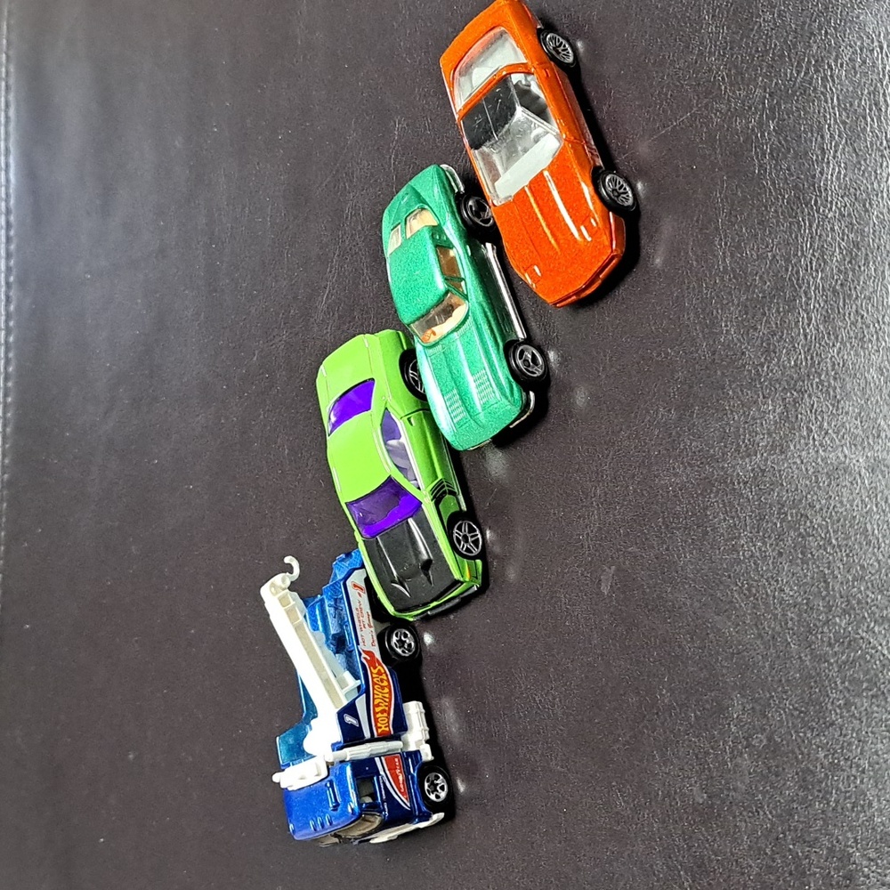 Hotwheels 80's Corvette 79 Corvette Stingray Rapid Transit & Daves Garage